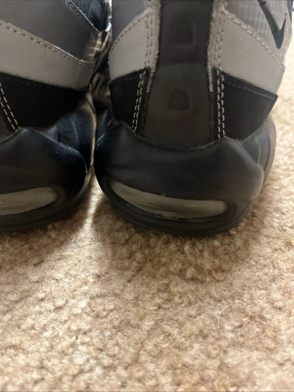 Nike Men's Black and White Air Max 95 Styled Sneakers